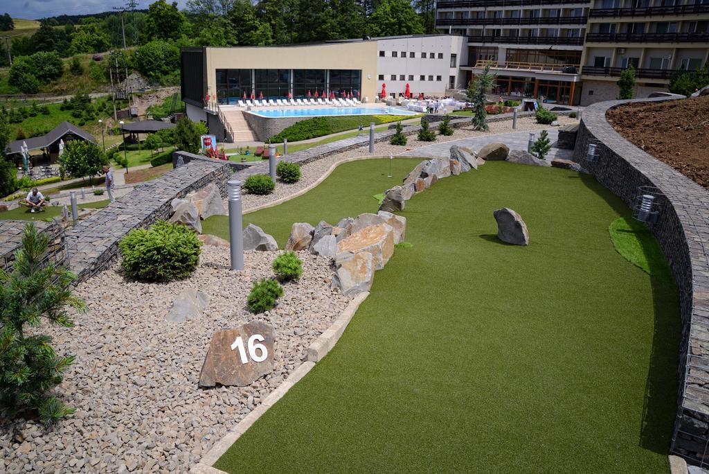Hotel Sitno Forest Resort - Family Friendly Vyhne Buitenkant foto