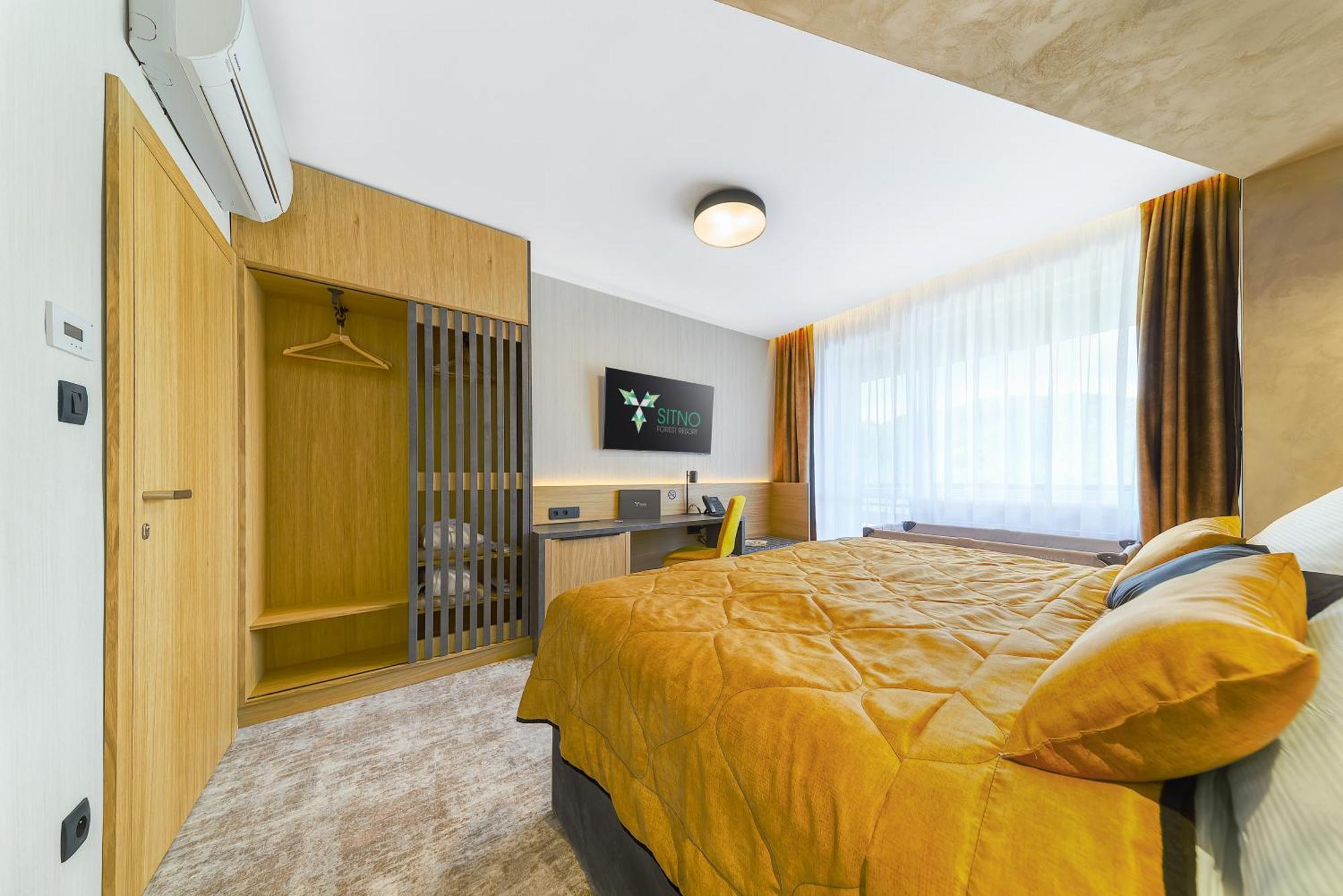 Hotel Sitno Forest Resort - Family Friendly Vyhne Buitenkant foto